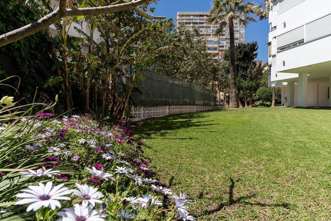 Monko Santa Catalina Apartment Torremolinos Luaran gambar